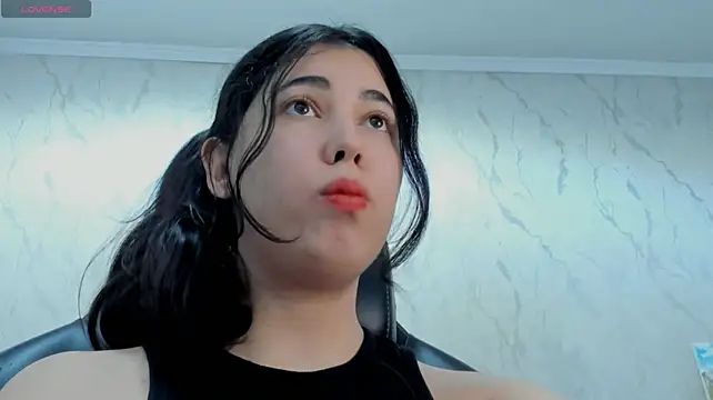 Diara_1an - FINgErING PussY