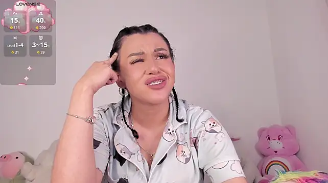 Yuna_Hot