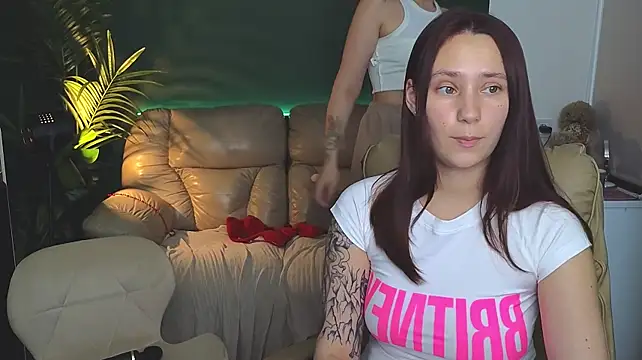 HotCaramellsTV - DOGGY NO PANTIES + :gift:4LT