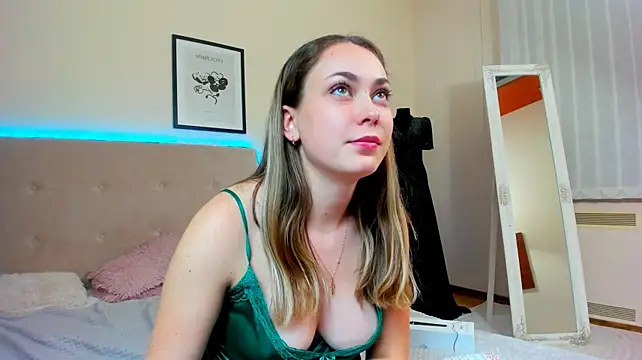 MelanieCuty - striptease