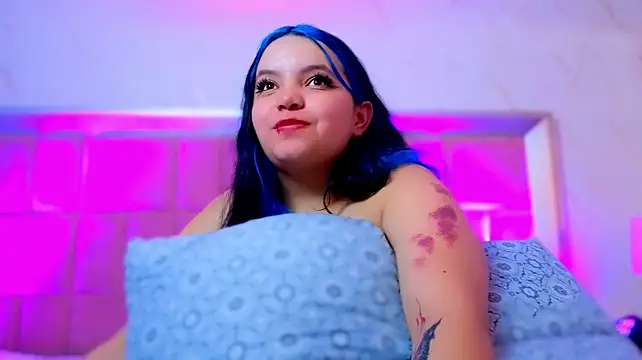Abby_Taylor28 - Saliva in tits