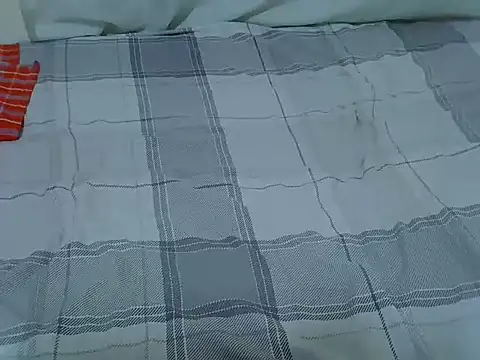 Tasty_piee - FLASH TITS