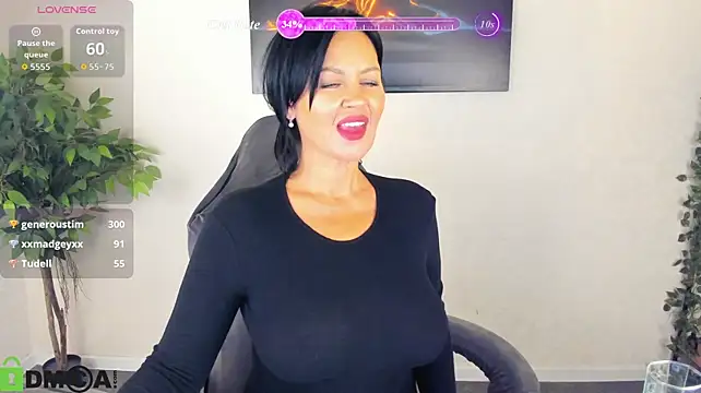 Sara_Devills - butt massage with oil