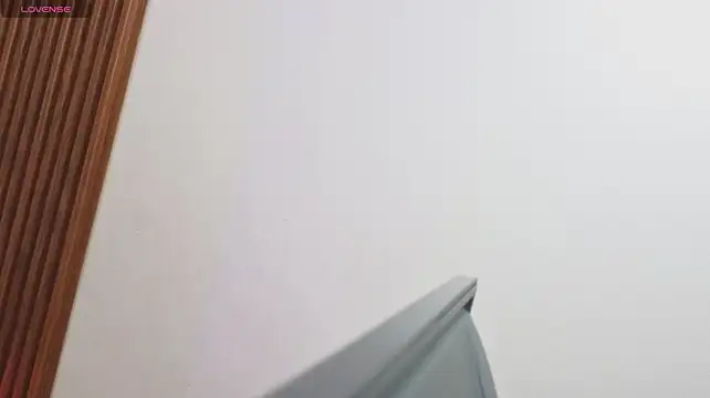 Athenaa_tay - Show legs air + rub clit