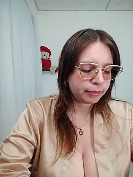Lorenita_88 - Nipples pinch & bite 🔥
