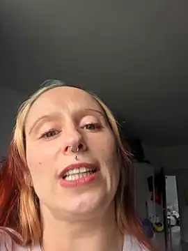 Bellaaa17 - i stand up for 3 min and stream😏