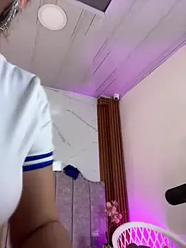 Samantta_606 - squirting in your face