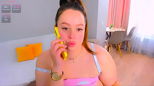 Feral__berry__ - Hi!)Lets make it sweet and wet!))