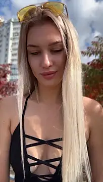KikiWatson - Full naked in public ❤️😍🔞🔞