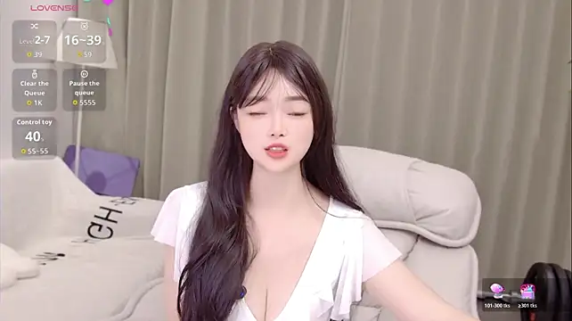 Uikyy1 - 讲一个恐怖的故事 今天开始哦 天天要发呆做牛马耶
