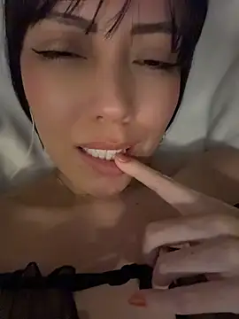 Emmahere - Make me wet 🤤