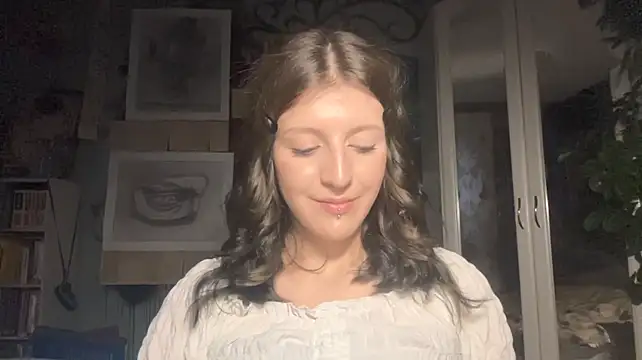 OurAnna - Lift up my top and show my bra