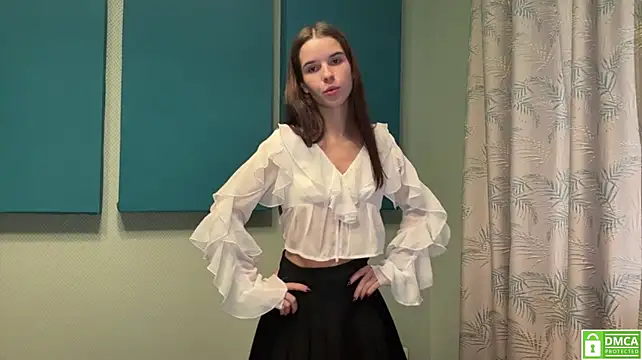 Juicy_Cutie - Lick my tasty lips 🫦