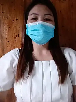 Meg_06 - Hở ngực