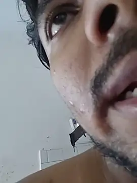 Miss_haniya01 - Cum in her mouth ticket show