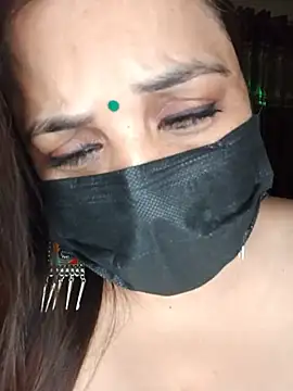Jiya22 - Massage boobs