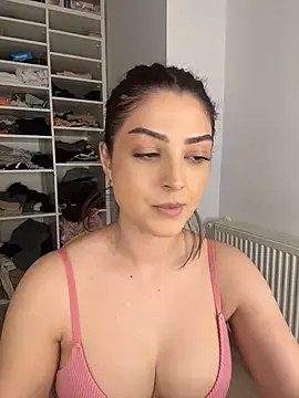 Lexi_Storm - Undress me first 😉