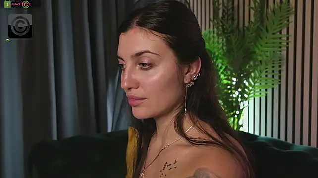 Ema_Reese - Strip and Squirt