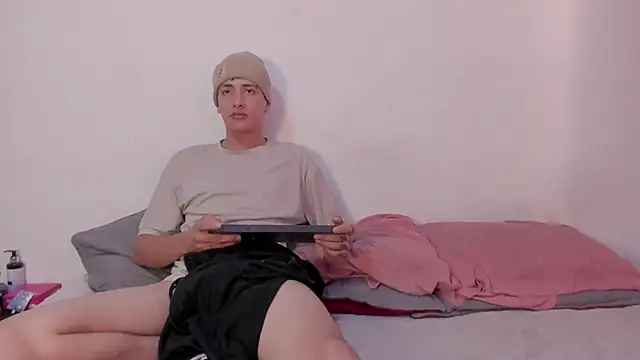 Two_milkyway - fuck and creampie in my tight pussy