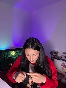 Salome_polaniiee - show boobs close up 🎃🎃