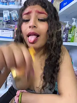 Alana_king7 - show tits + spank6