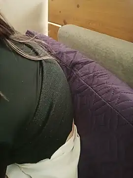 Aelita_bb - show butt