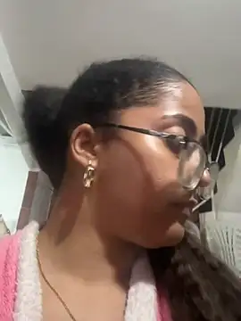 Jessyivonne - ride my dildo