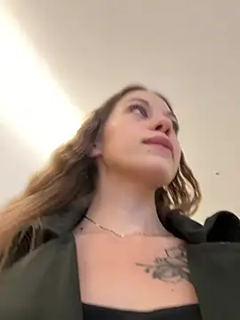 Olivia_Jemison - Pinch my nipps in STORE