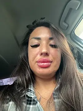 RuslanaXX - Squirt now