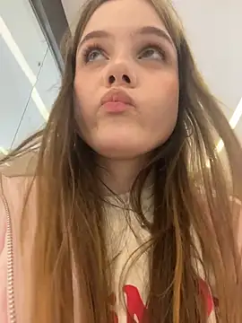 Lunabelle_ - open up my boobies + play w nipples
