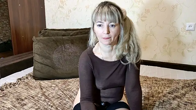 MARMELADINKA- - pussy fucking and squirting