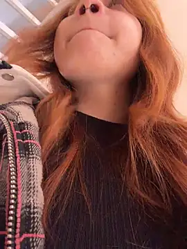 SlavicCandy - lick finger & touch naked pussy in park