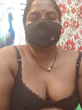 Sravanthi-bb - 2 Boobs Out
