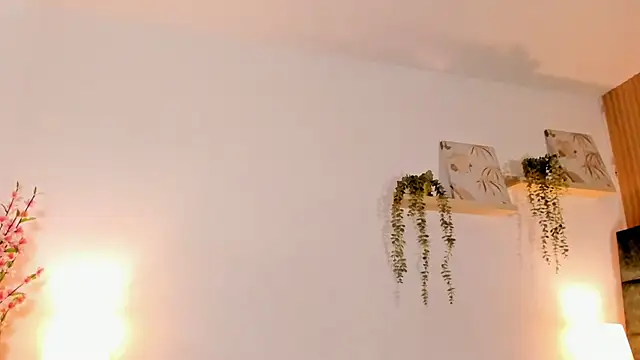 Antoneella_Hot - Spank ebony Ass X 5