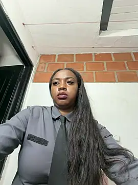 CiaraEbony - ♥ naked and squirt in the office♥