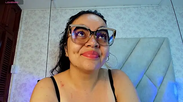 Mega_blenda - spank x 5 my tit