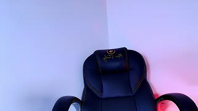 Naomi_kyse - squirt big💦🥵🌊