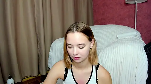 KayleenCurtis - shorts tease!