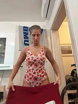Jennifer11772 - Make me happy+ videos for you