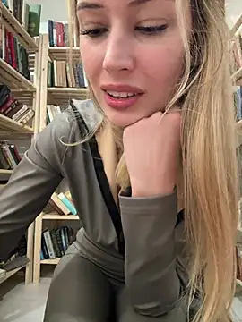 Blonde_exe - jeans lower+loud ass slaps open door wc