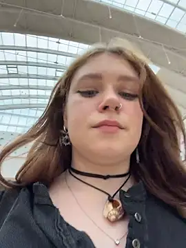 Lucy-joy - rub pussy w NEW clothes