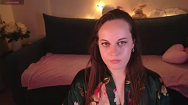 Sabrina_Tin - cream show