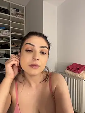Lexi_Storm - Undress me first 😉