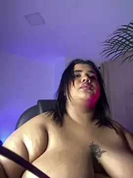 Naomi_Asasha - sucking nipples