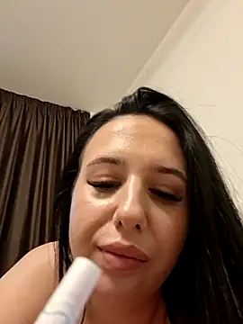 AlessiaMarais - Play With Dildo in Shower🍆😈💦