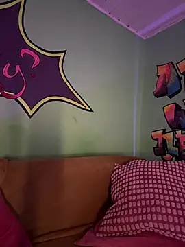 TamaraSavage - Fuck pussy and squirt