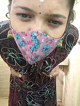 Ramya-hot-gueen - Boobs show