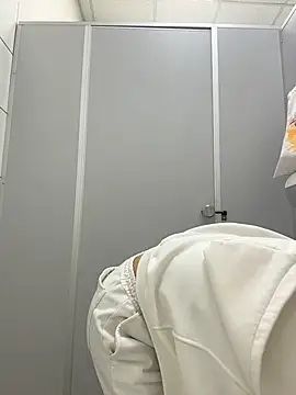 Choco__latte - RIsky remove my pants in library