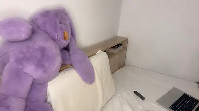 EmilyLorents - run hands over my body