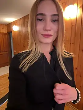 SugarDanger - Slap tits friend
